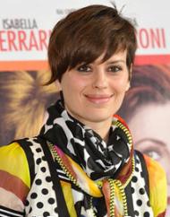 클라우디아 판돌피